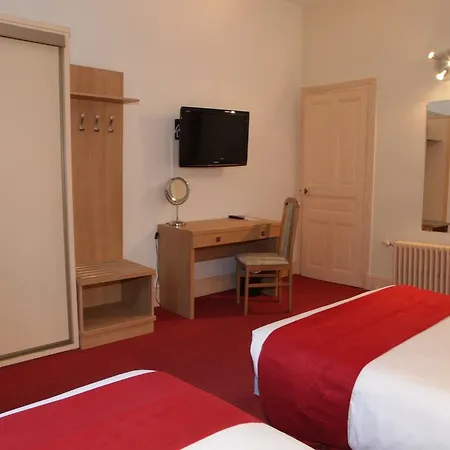 Bristol Hotell 3*