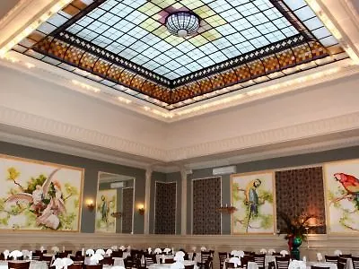 Hotell Bristol Aix-les-Bains