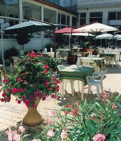 Hotel Bristol
